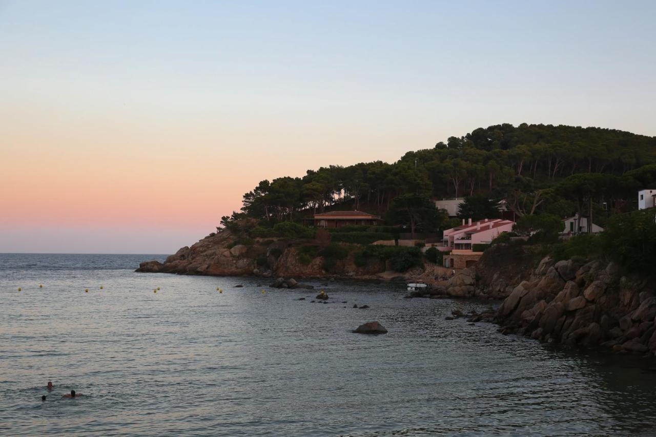 Camping 3 Estrellas Costa Brava Vall Llobrega Bagian luar foto